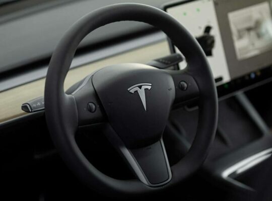 Seven myths about electric cars debunked here